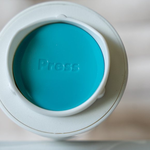 Bottle Warmer with Formula Dispenser- USB Rechargeable - Picture 5 of 8